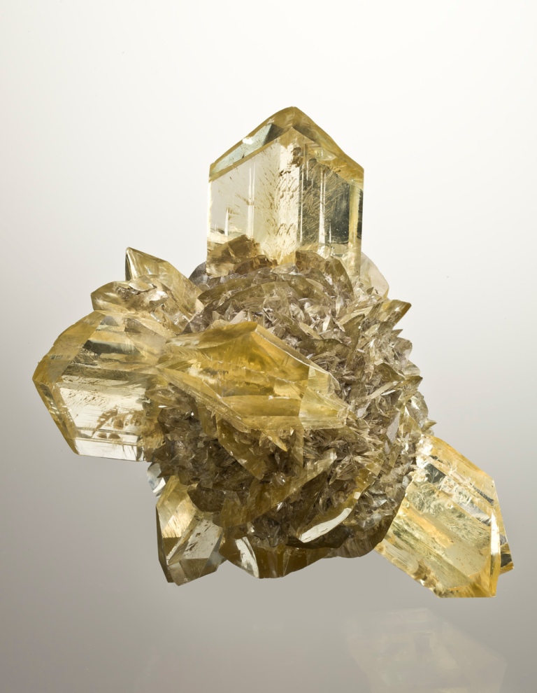Gypsum: Mineral information, data and localities.