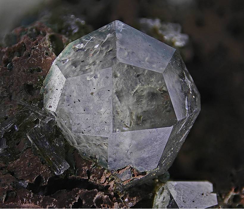 Allanite Group: Mineral information, data and localities.