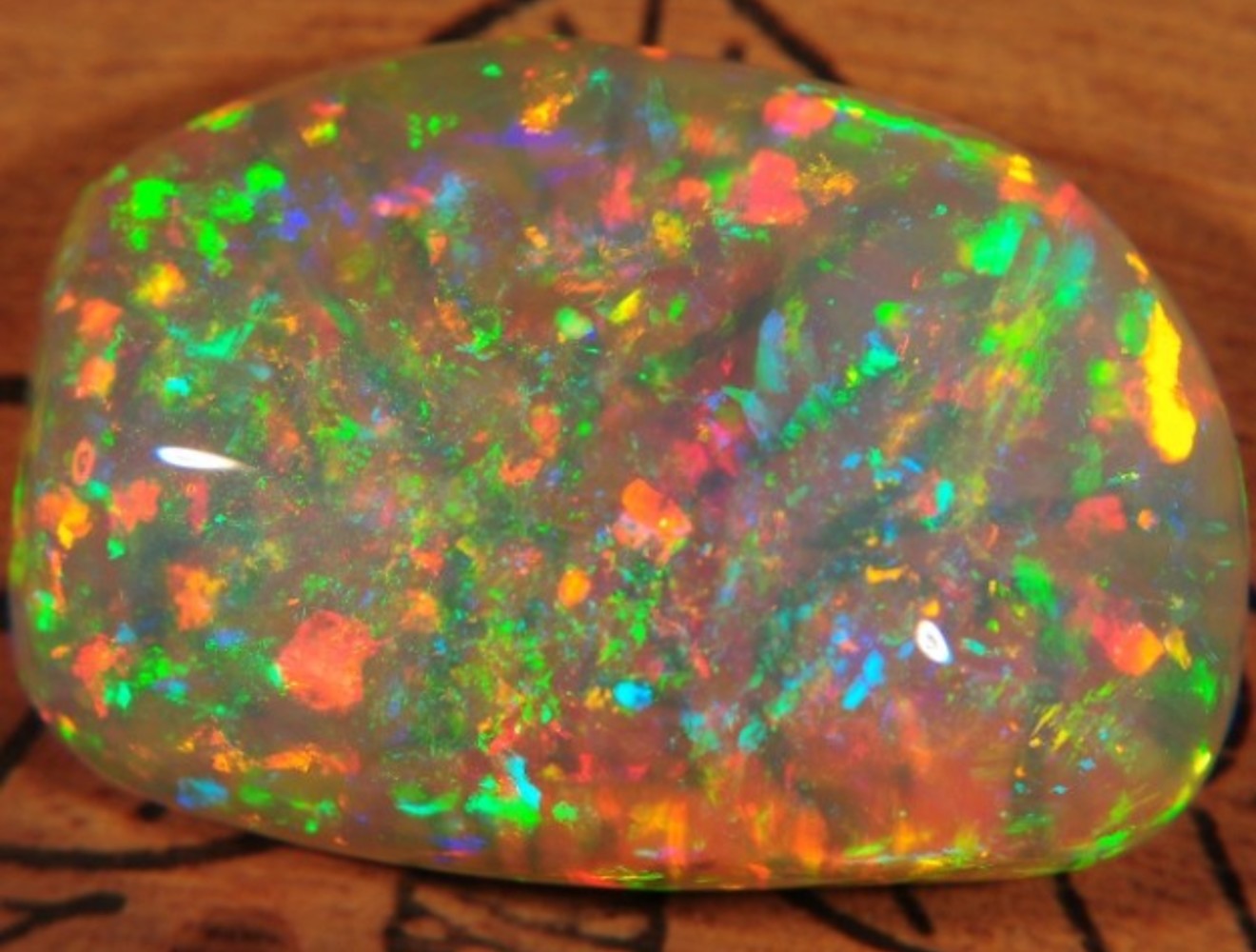 Opal: Mineral information, data and localities.