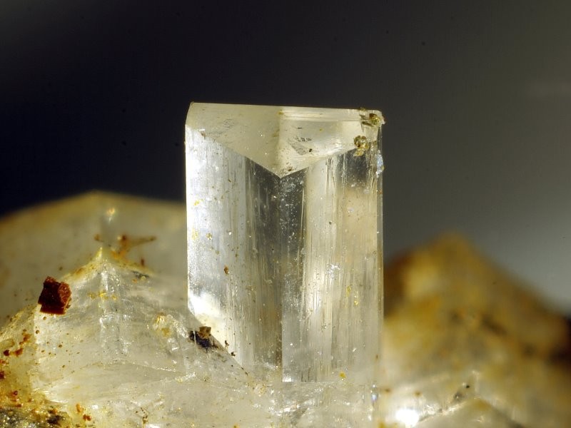 Orthoclase: Mineral information, data and localities.